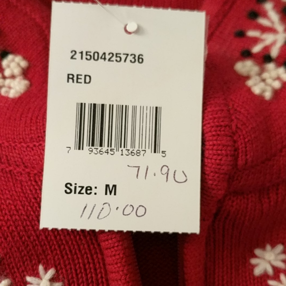 Red sweater - Picture 5 of 5